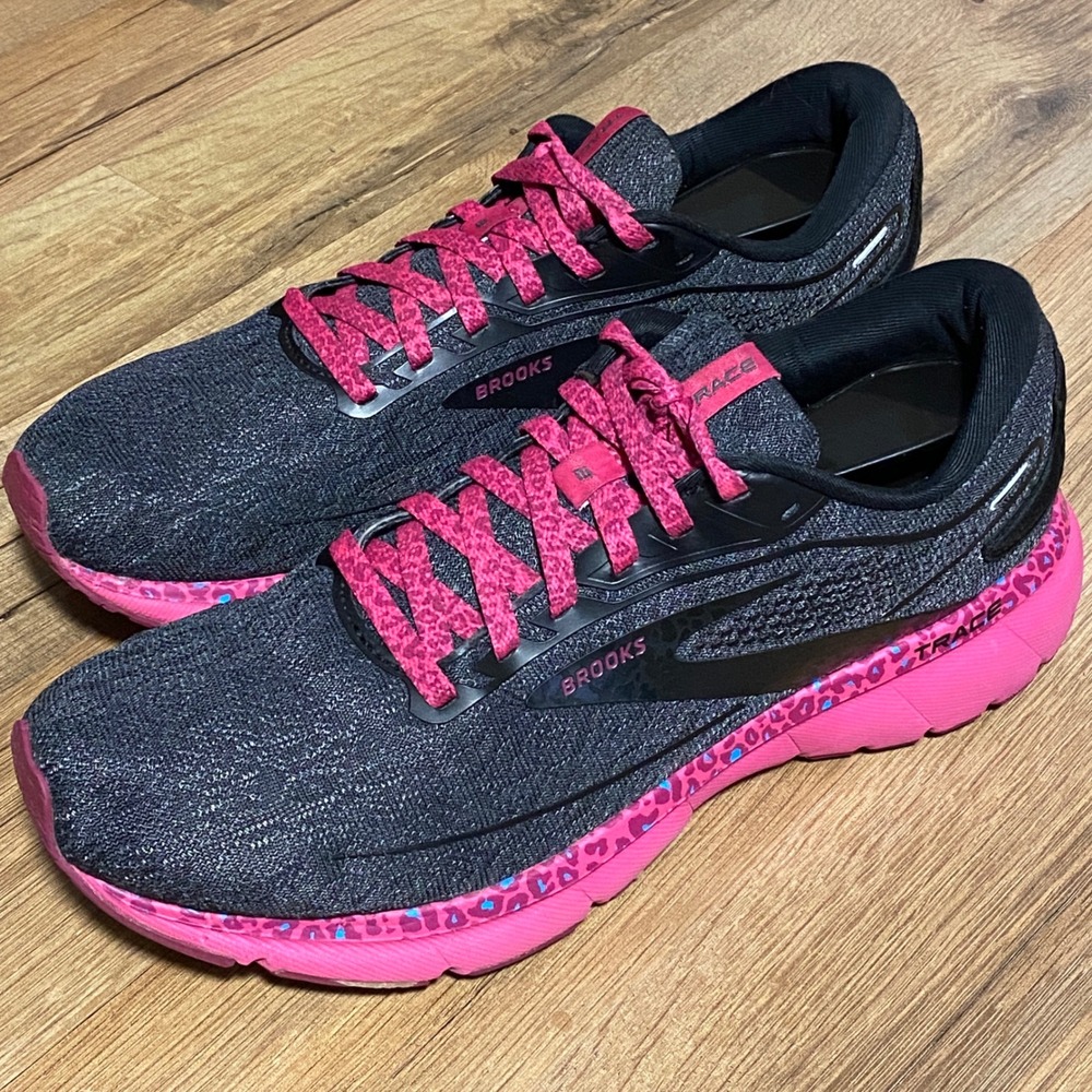 Brooks Trace 2 Womens Running Shoes Black Pink Leopard Print 1203751B579 Size 12